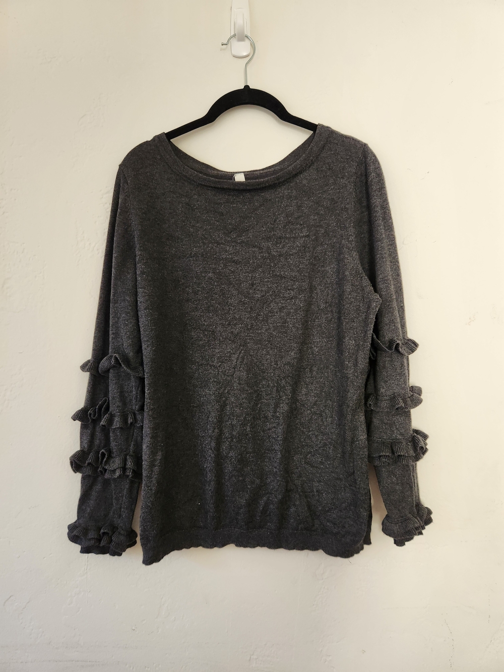 NY Collection Charcoal Ruffle Sleeve Crewneck Sweater